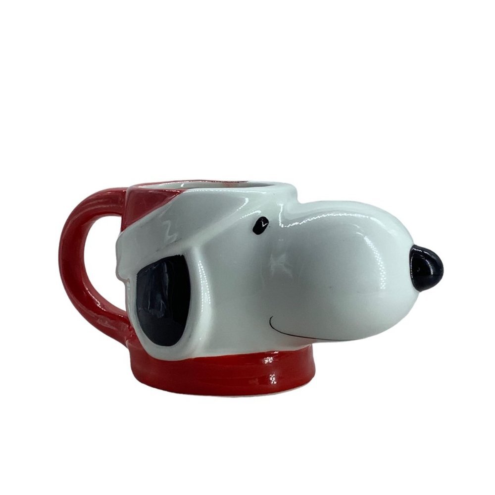 Peanuts Snoopy Christmas 3D Sculpted Ceramic Coffee Tea Cup Mug 20 oz. White Red